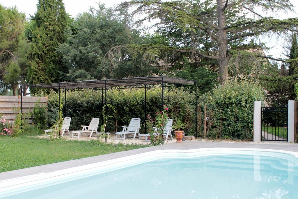 Bed and Breakfast Mas De La Douceur Saint-Andiol Экстерьер фото